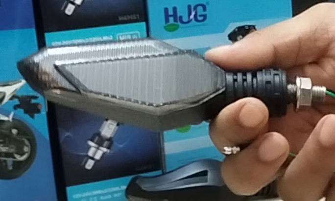 product-media-img